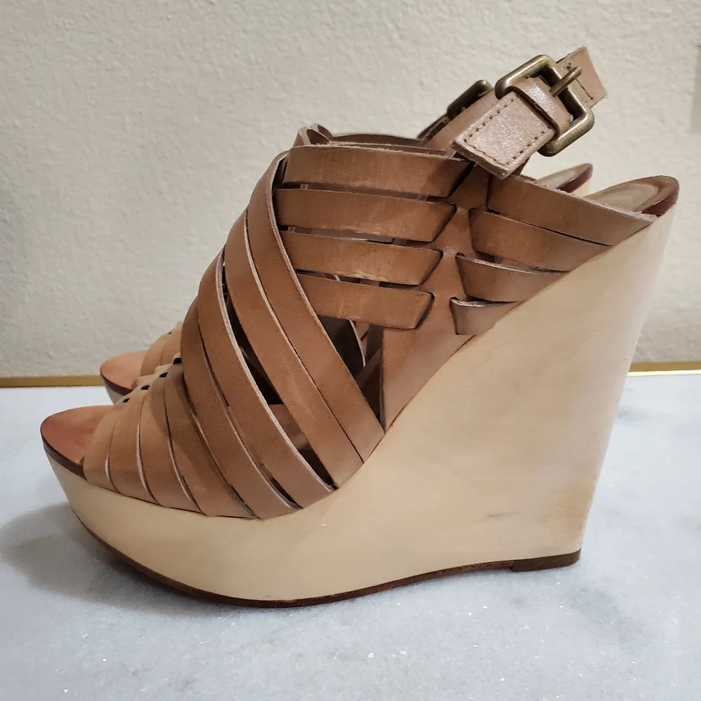 ASH Oman Leather Wood Platforms